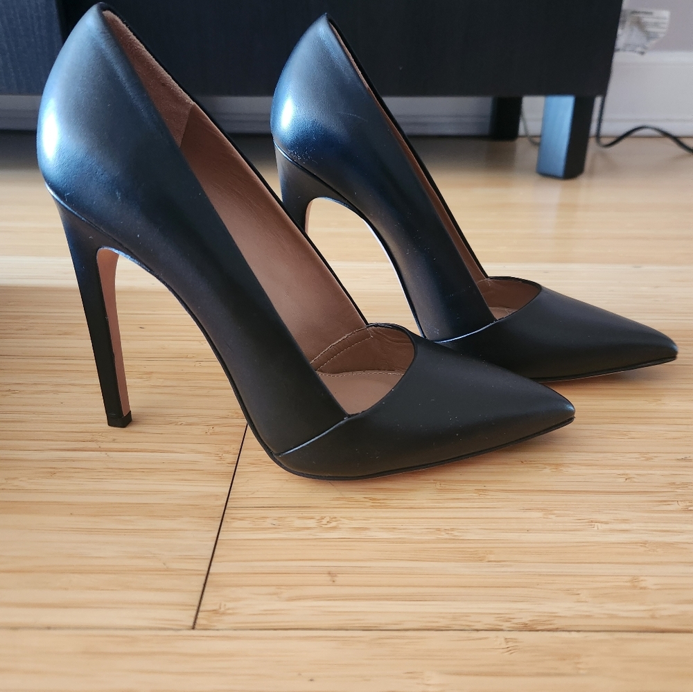 Calvin Klein Collection Heels - Picture 3 of 5
